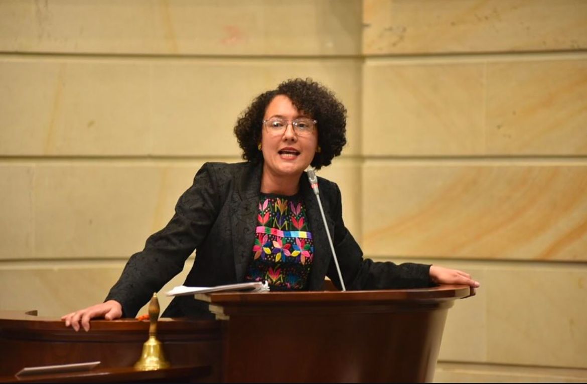 “La minería ilegal no existe, existe la minería informal”: Senadora Zuleta