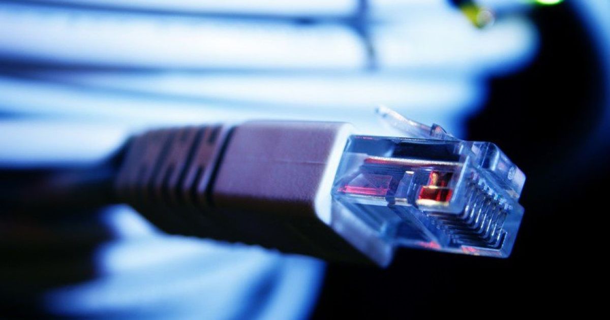 Dentro de poco tiempo no podrán volver a cobrarle reconexión de internet o telefonía. Le contamos por qué