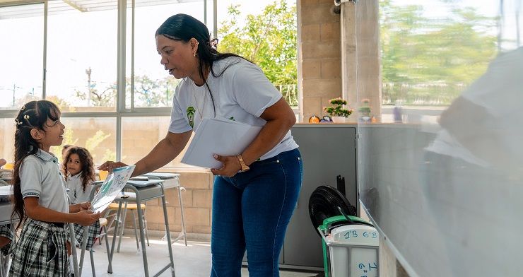 Gobierno colombiano aumentó de forma significativa la bonificación pedagógica para docentes oficiales
