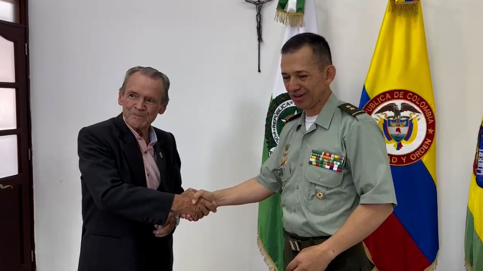 VIDEO. Policía Metropolitana de Bucaramanga entregó reconocimiento a Rafael Serrano Prada