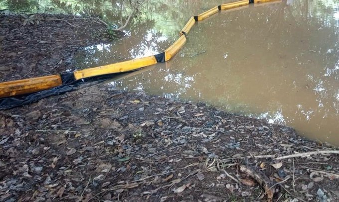 Barrancabermeja enfrenta emergencia ambiental tras perforación ilícita en oleoducto