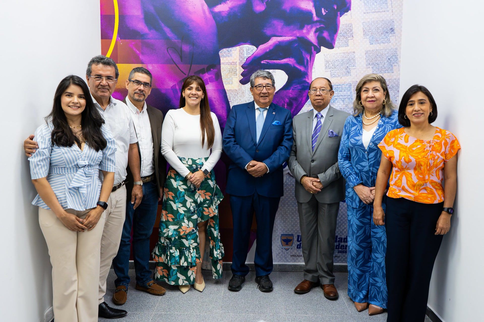 UDES inaugura Laboratorio de Inteligencia Creativa TOTE_Lab