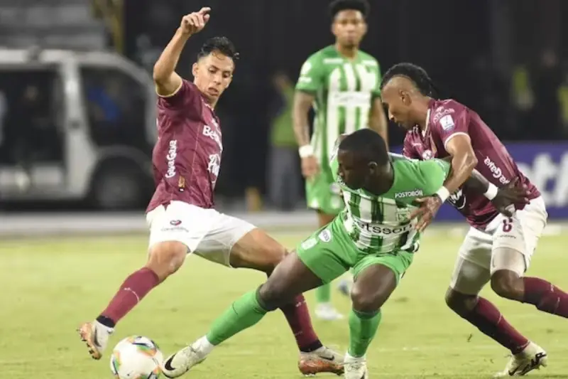 Deportes Tolima ante Atlético Nacional en Ibagué