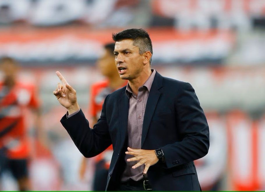 Gustavo Florentín nuevo entrenador de Atlético Bucaramanga