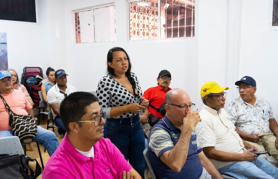 Alcaldía y Finagro unen fuerzas para aliviar la deuda de pequeños productores barranqueños