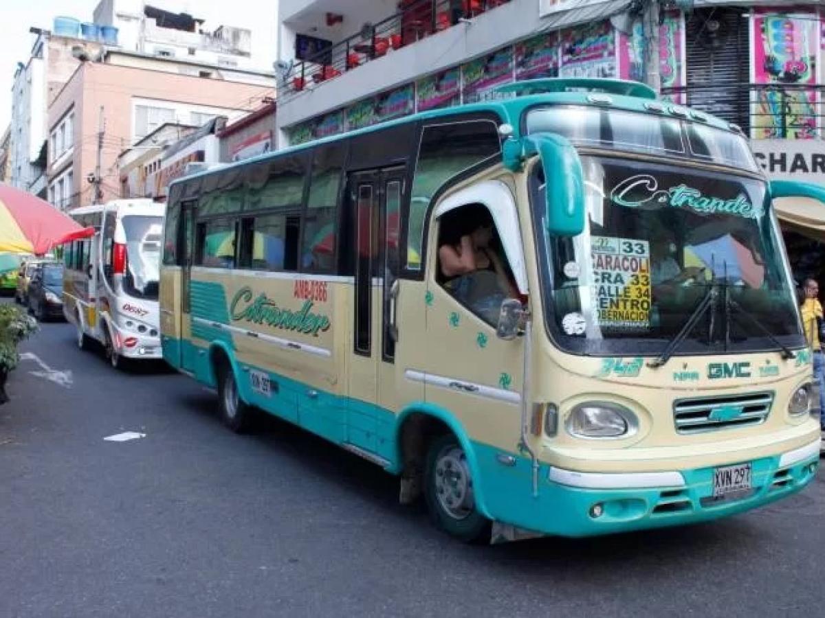 Polémica por propuesta de aumento desmesurado en el pasaje de Metrolínea y bus urbano en Bucaramanga