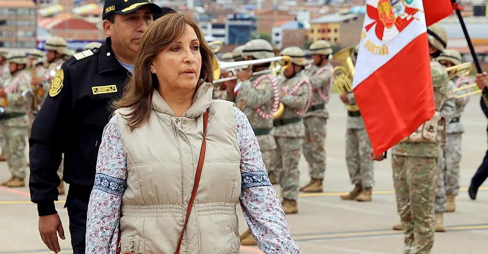 Presidenta propone pena de muerte para violadores de menores en Perú