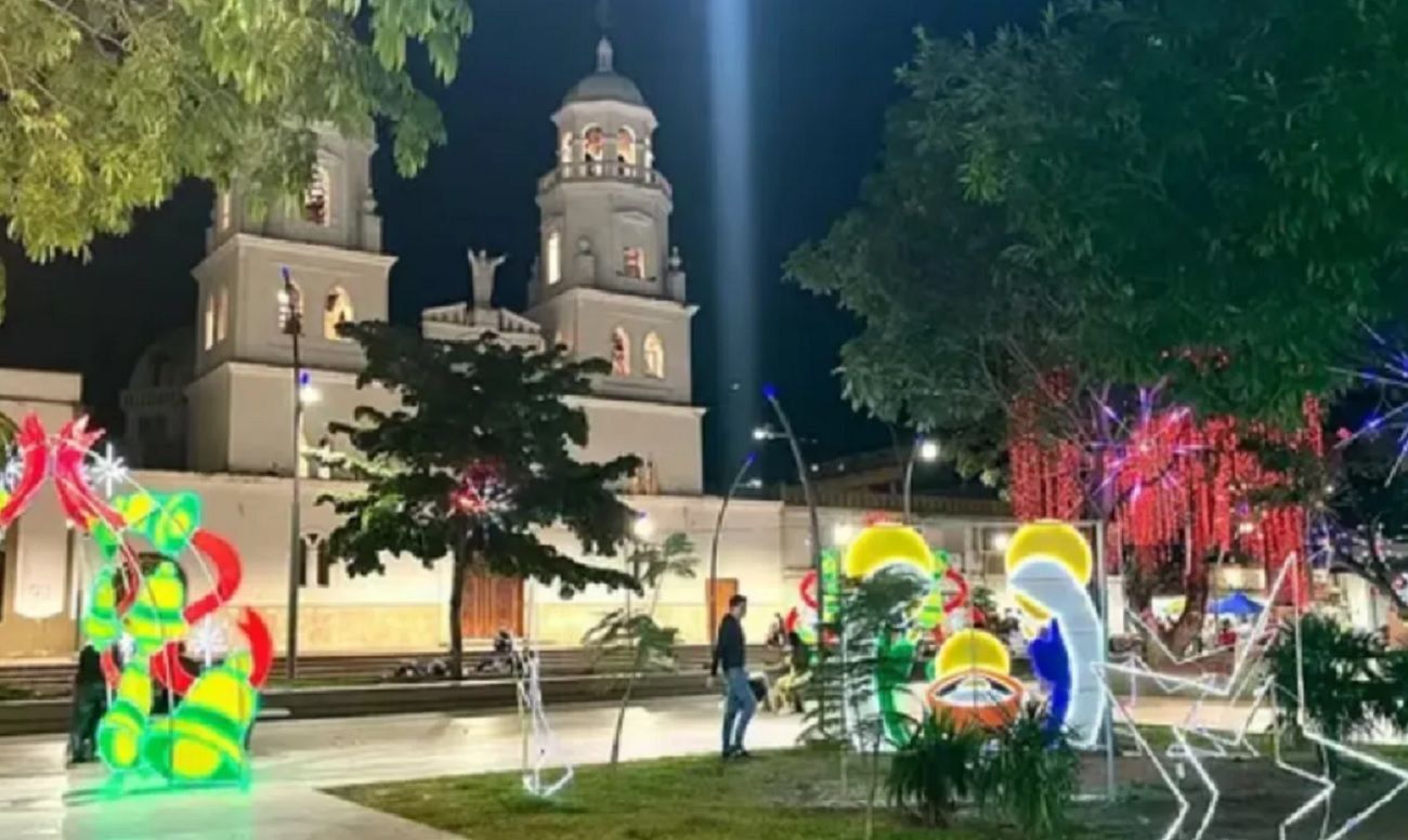 Policía Metropolitana garantiza seguridad en novenas navideñas con despliegue de 3.200 uniformados