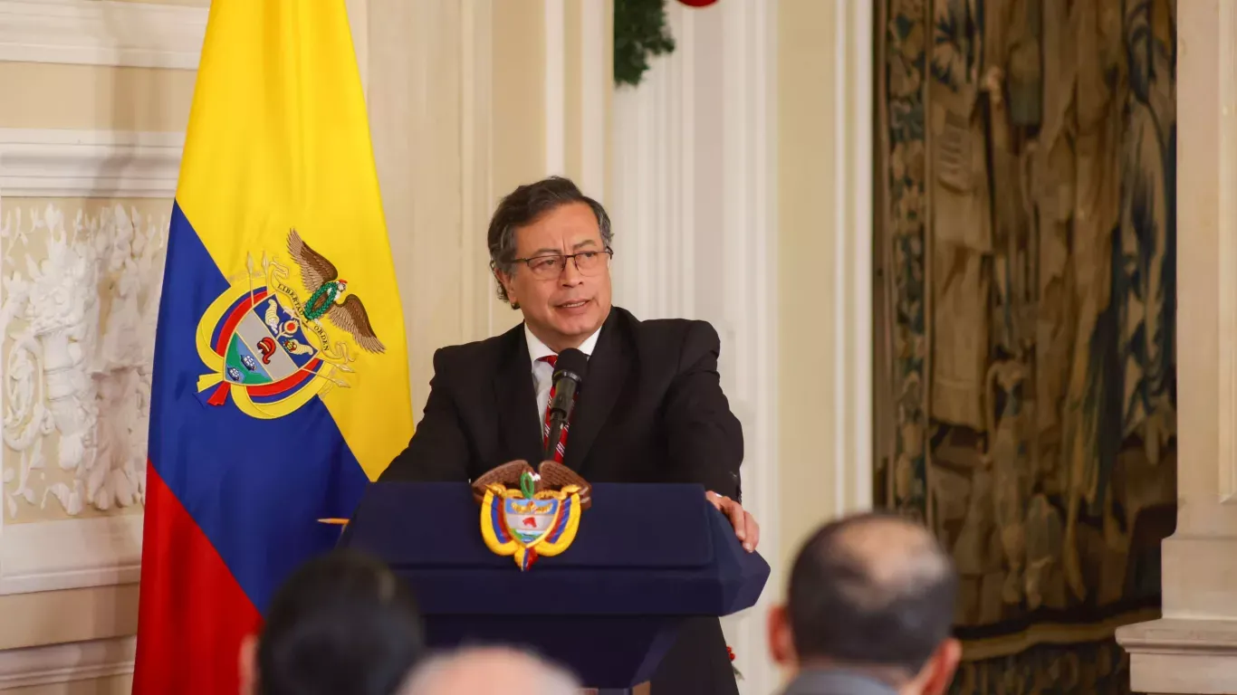 Petro reaviva la polémica sobre la Operación Orión