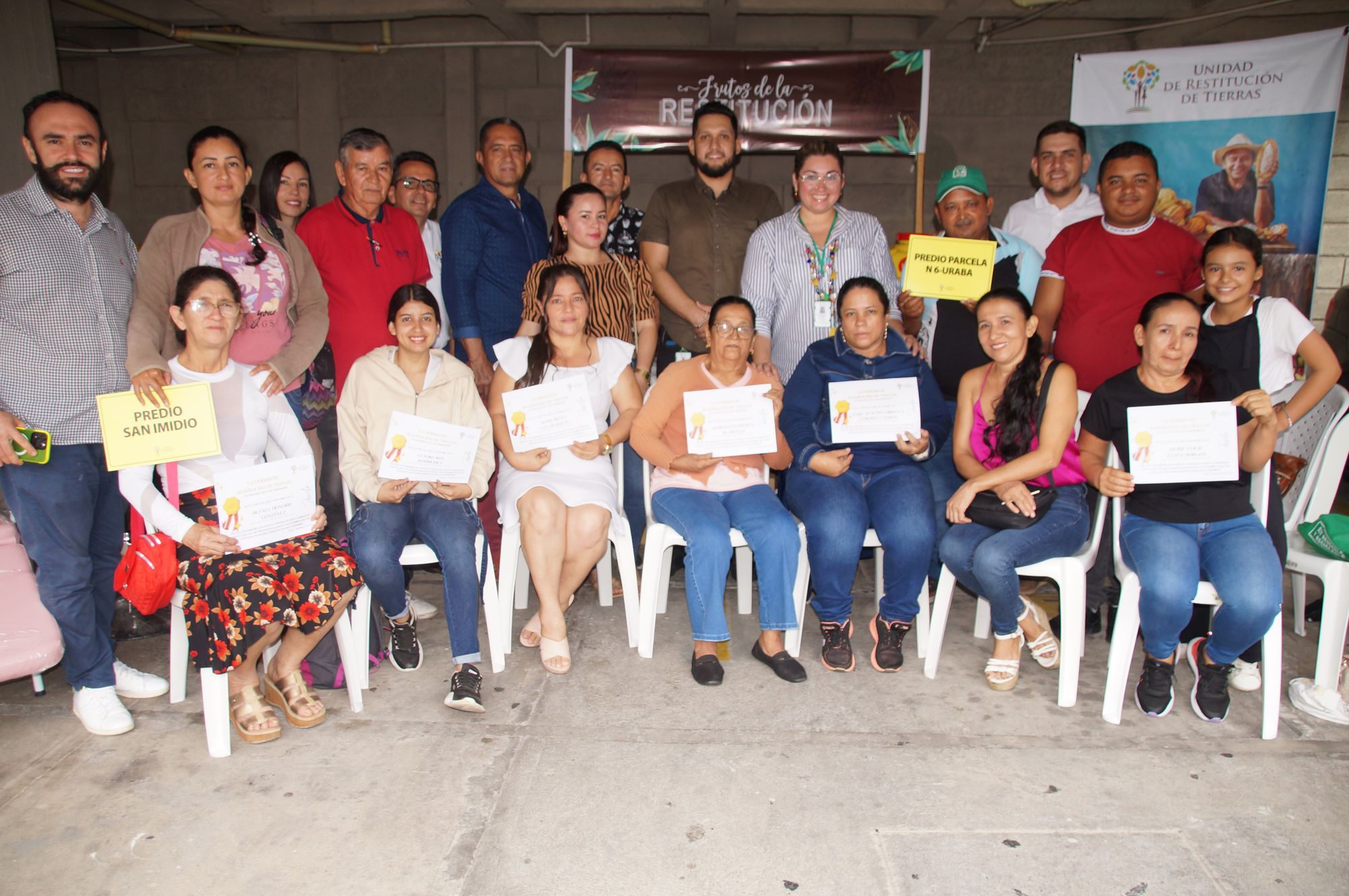 Reconocieron a mujeres como eje de productividad en proyectos de restitución