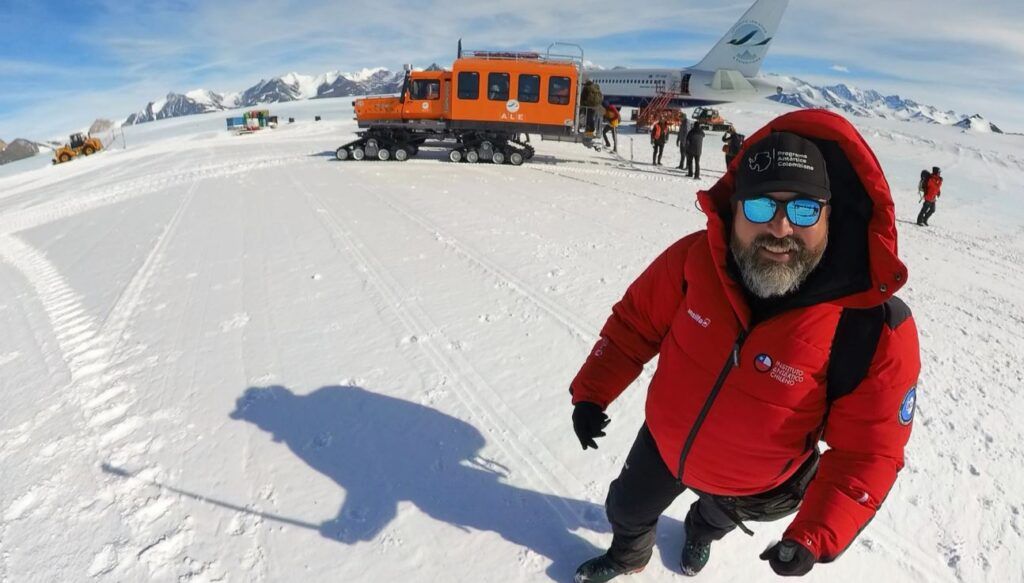 UIS realiza tercer viaje a la Antártida para estudiar el origen del universo