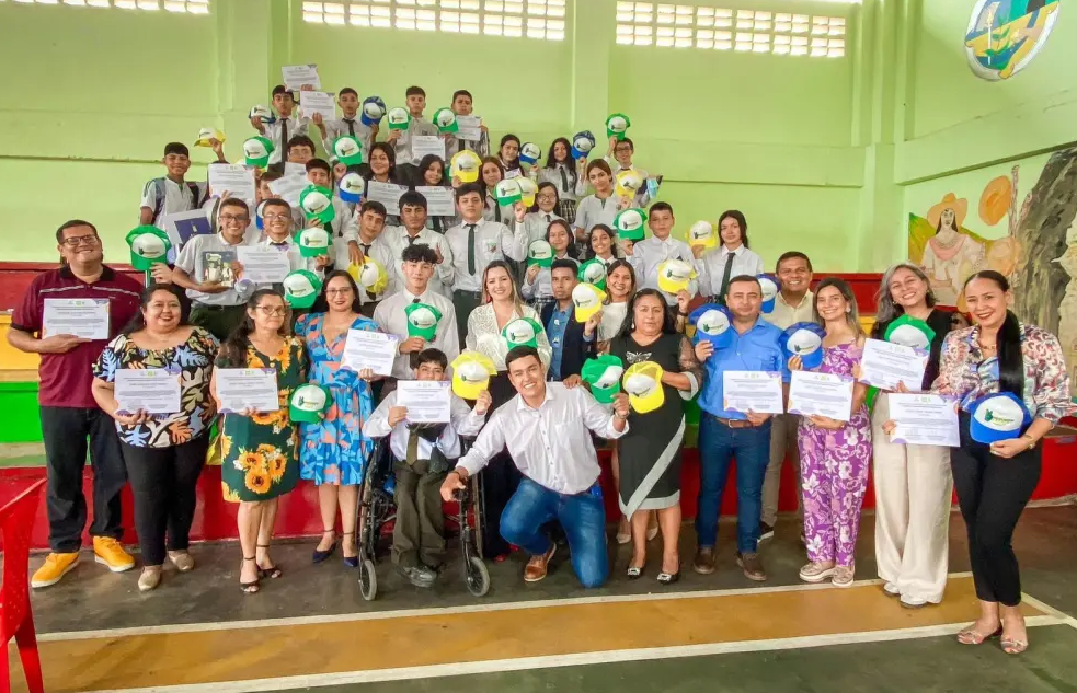 Capacitación en mediación escolar busca mejorar la convivencia en colegios públicos