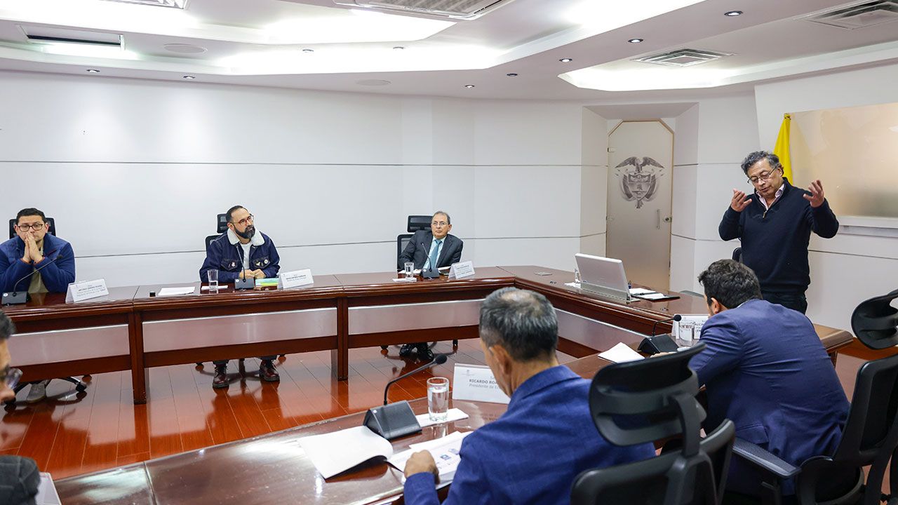 Petro asegura que en lo que le queda de gobierno realizará transformación al sistema energético del país