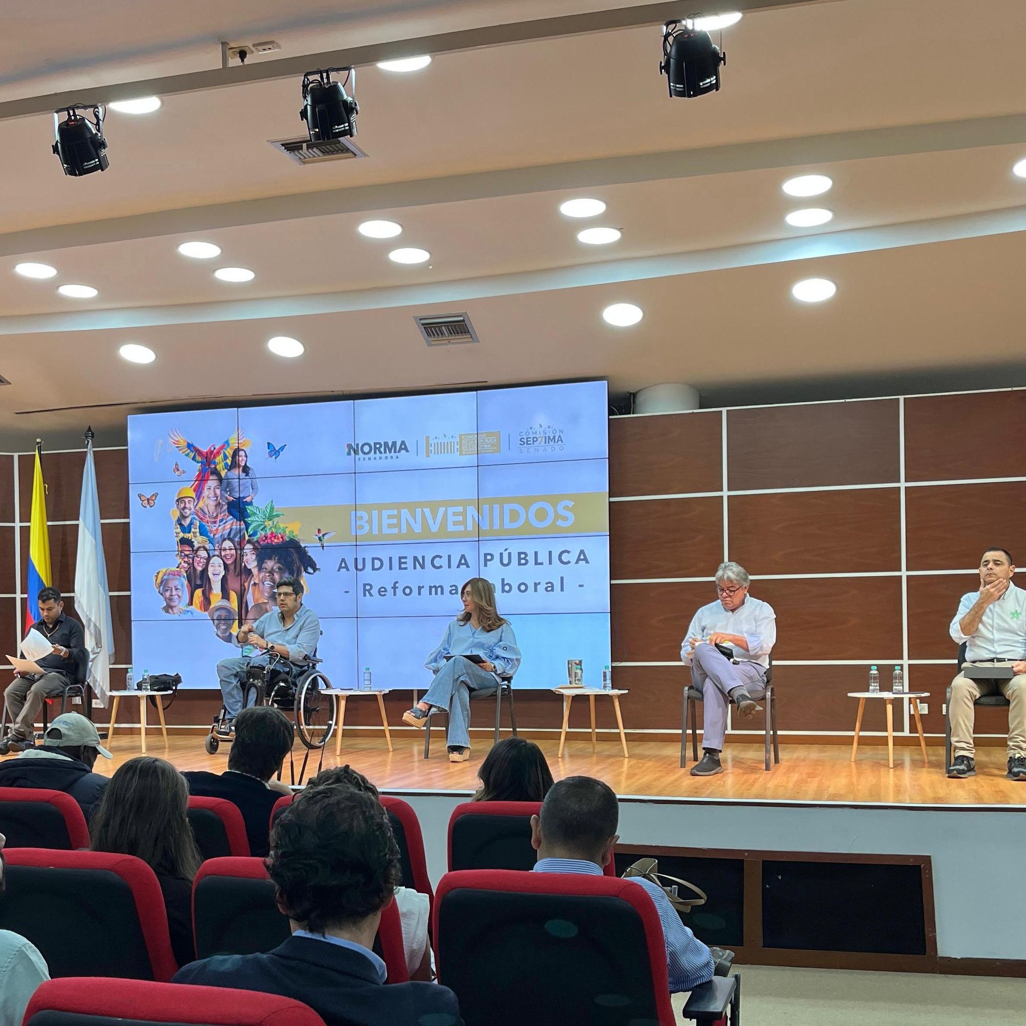 Senado socializa proyecto de Ley sobre la Reforma Laboral