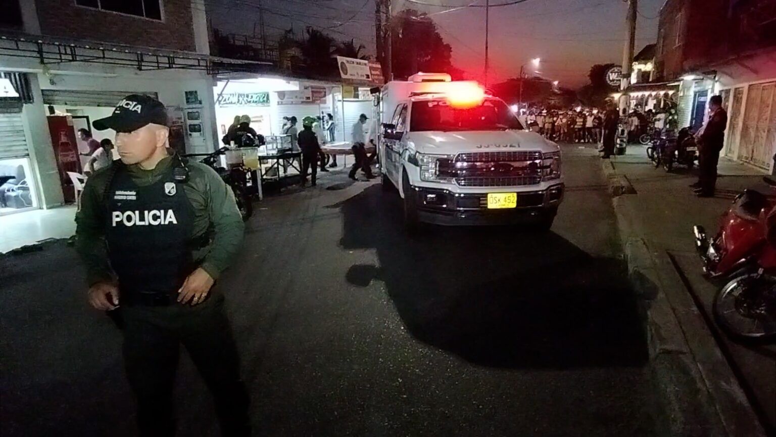 Acribillado joven cuando llegaba a su casa