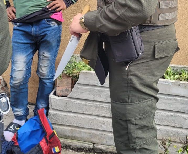 Expulsarán a venezolano que agredió a funcionarios de Migración