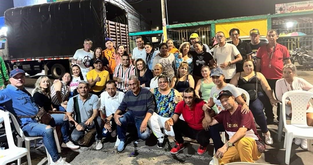 Amigos de la Vieja Guardia “al ritmo que les toquen… bailan”