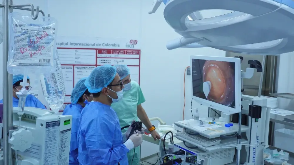 HIC realizó con éxito su primera miotomía endoscópica peroral