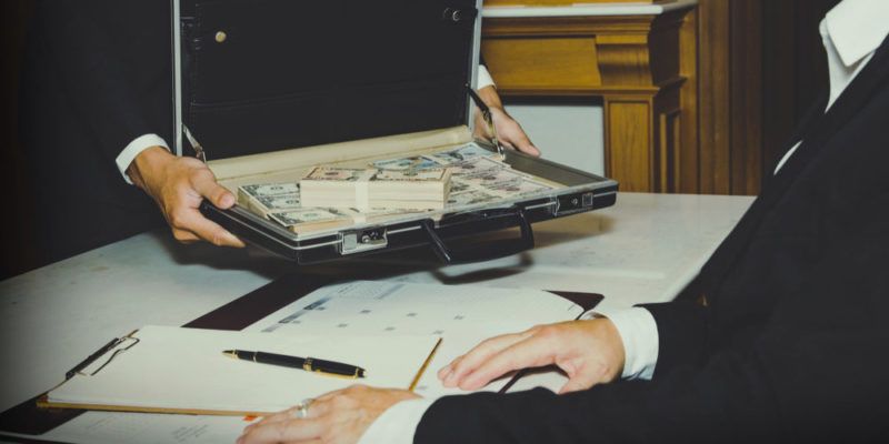 Millonarias transacciones bancarias de congresistas que recibieron sobornos