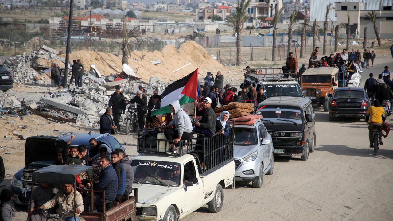 Comienza la liberación de rehenes y dimite el ministro israelí tras acuerdo