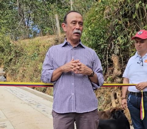 San Gil celebra avances en obras de infraestructura