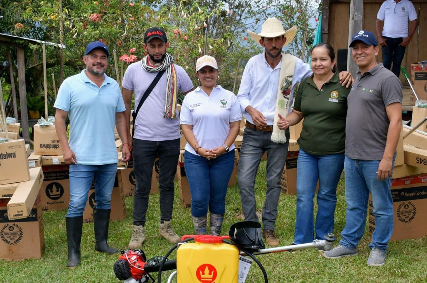 Apoyo a productores de cacao en Santander