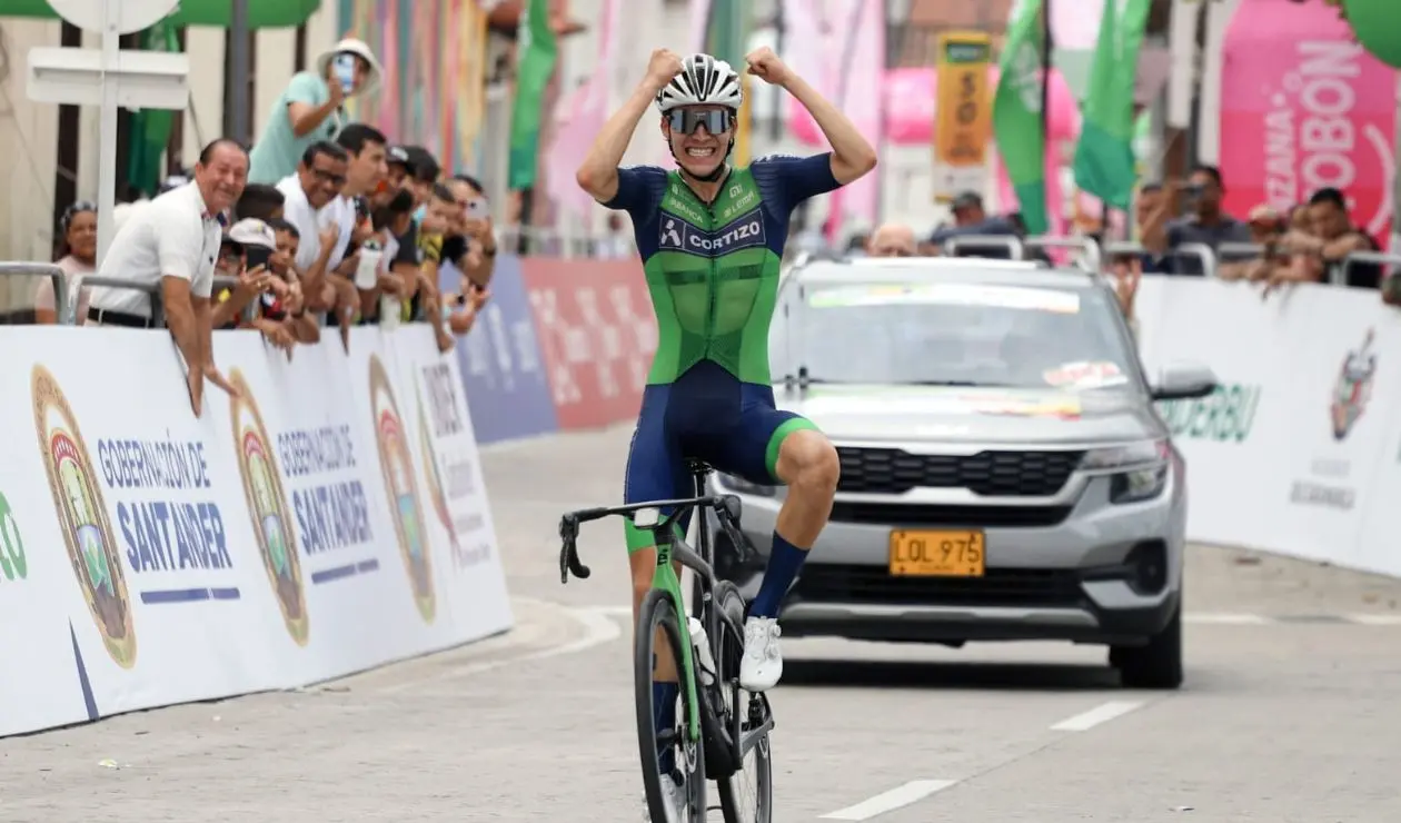 Samuel Flórez con doble oro al ganar la Ruta Sub-23