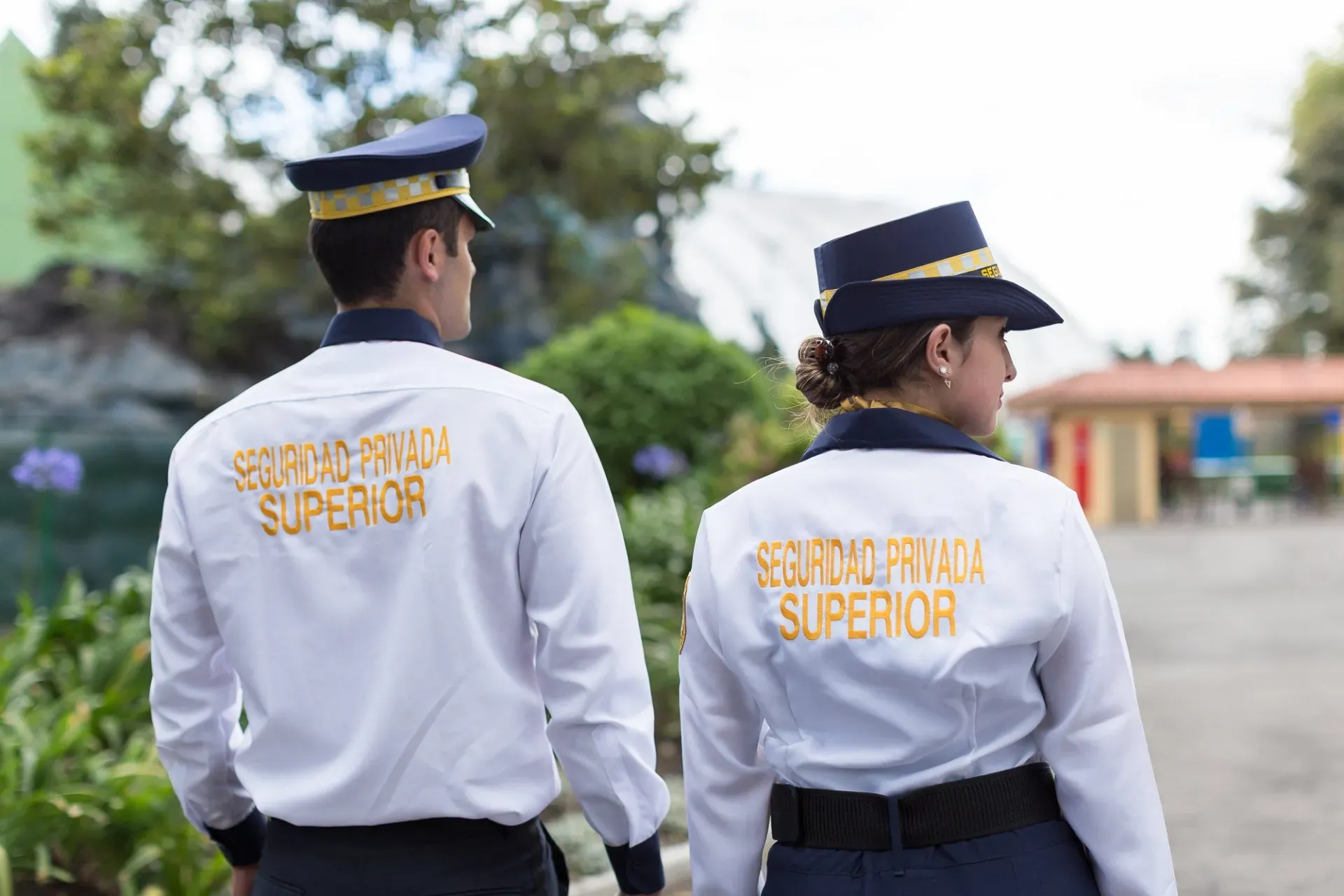 Vigilantes piden mejores condiciones laborales