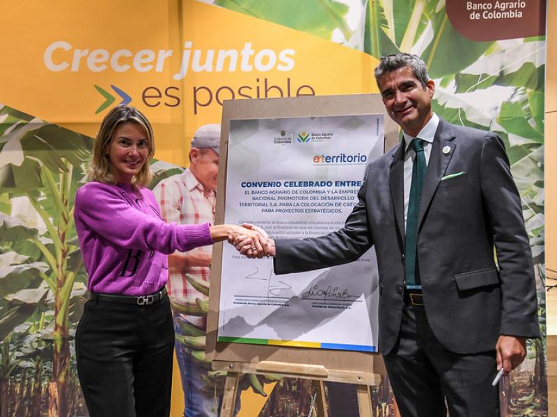 Lina Barrera, presidente de EnTerritorio presentó renuncia irrevocable a su cargo