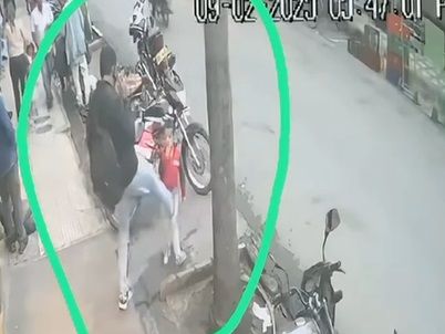 VIDEO: Indignación y tristeza genera sujeto que agrede a patadas a un menor