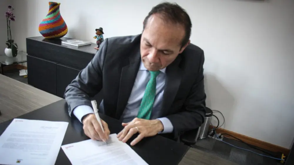 Antonio Sanguino asumió el ministerio del Trabajo