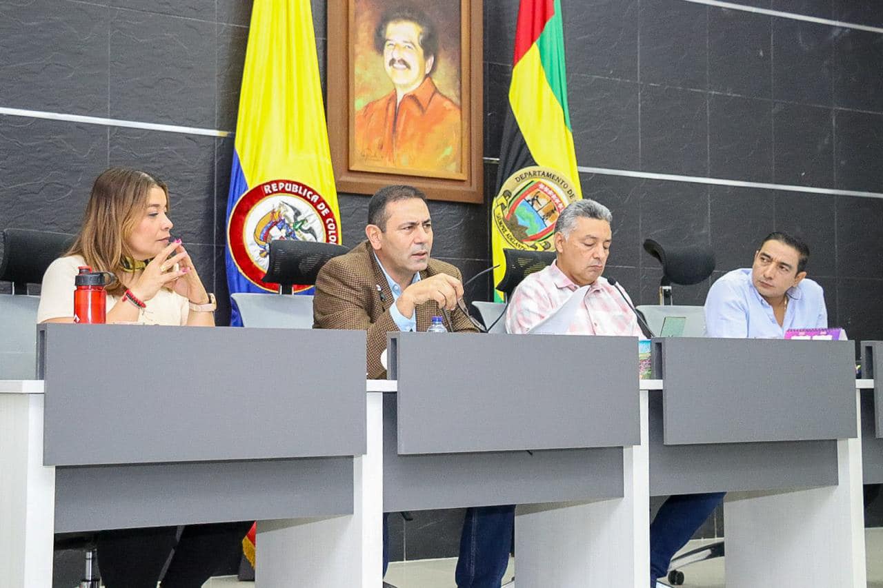 Asamblea de Santander estudia siete proyectos clave