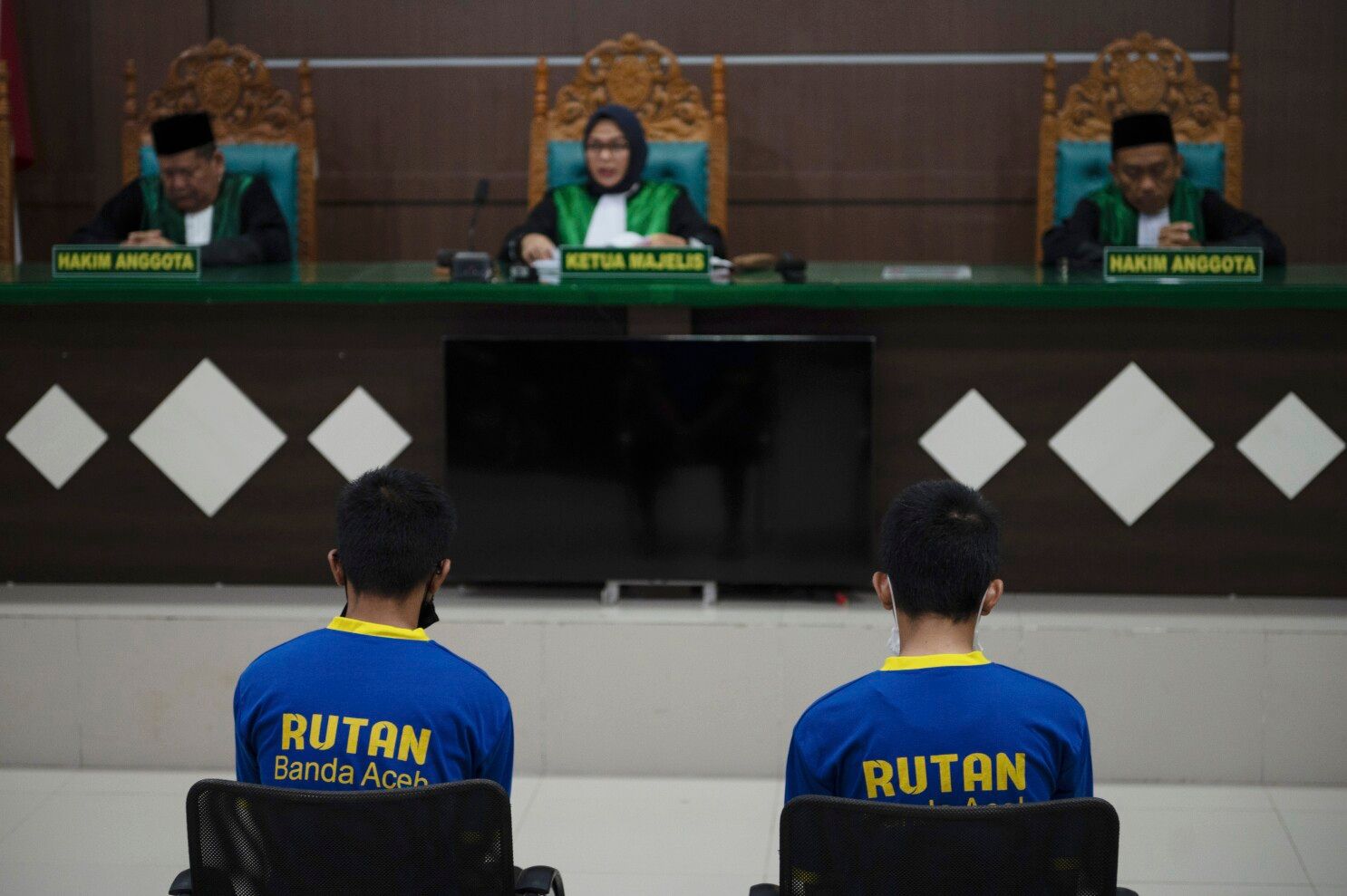 Tribunal islámico condenó a dos hombres a castigo público por homosexualidad