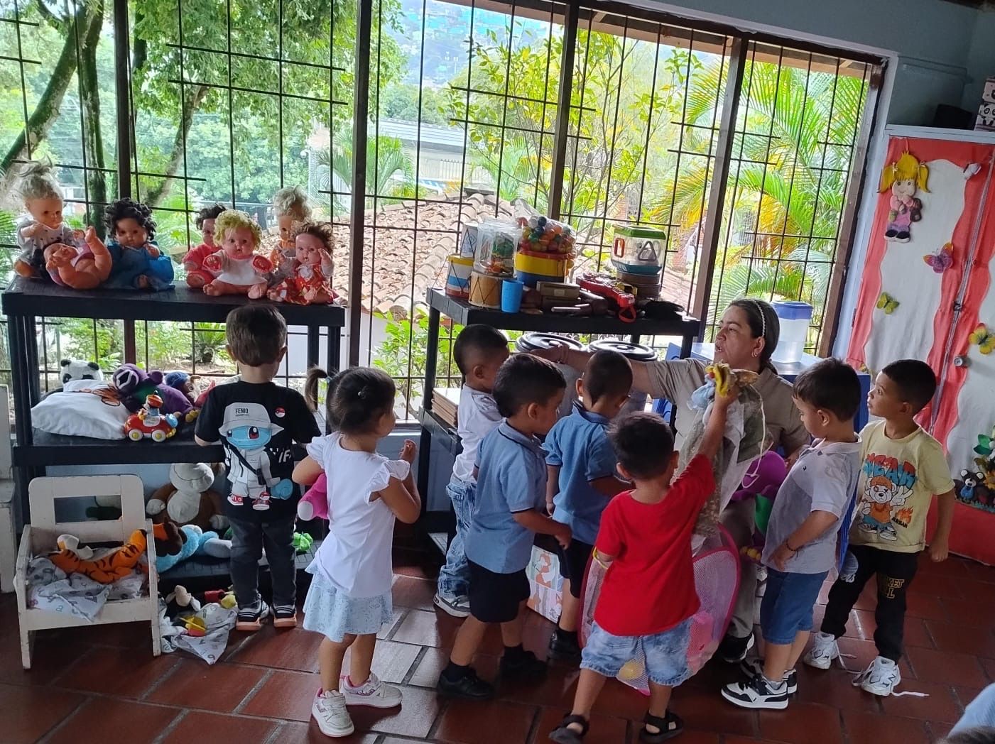 Santander avanza en cobertura total para la primera infancia