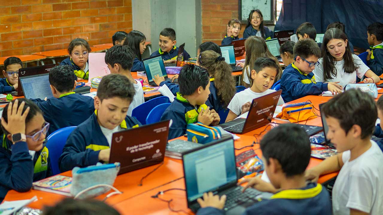 Más de 10 mil 300 niños y niñas se inscribieron al Concurso Nacional de Escritura