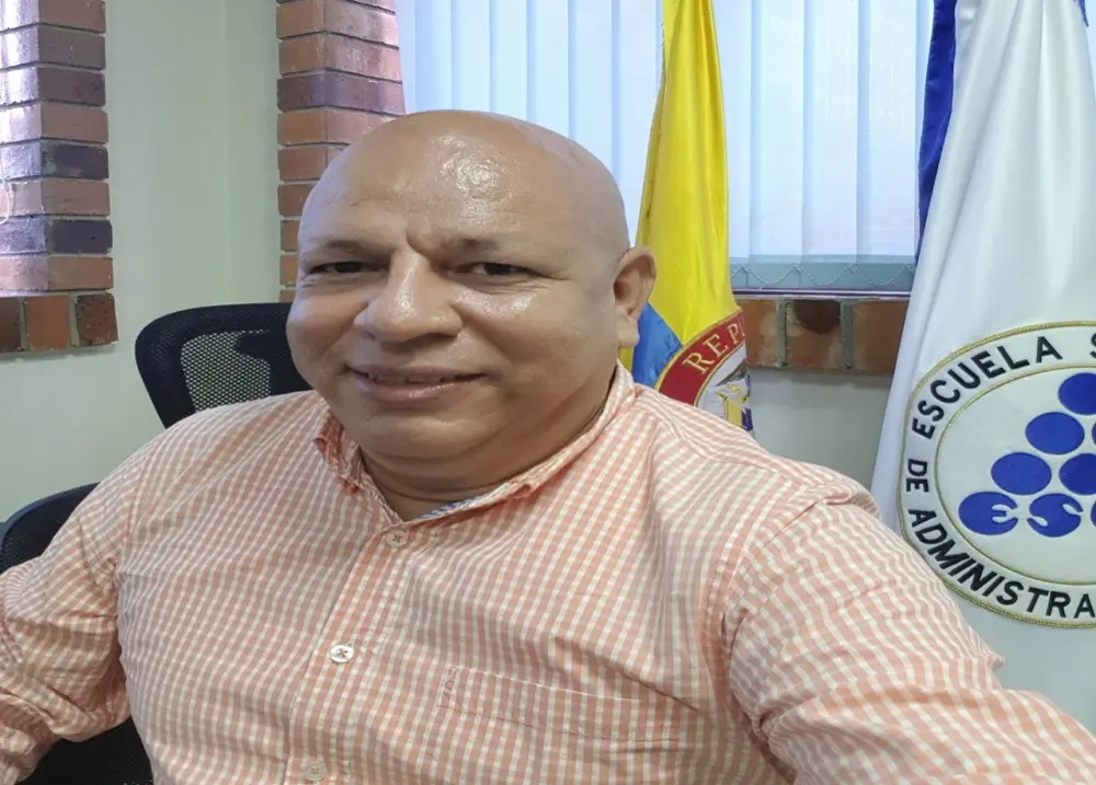 El lio en el que se metió el exdirector de la ESAP en Santander por maltratar a un escolta