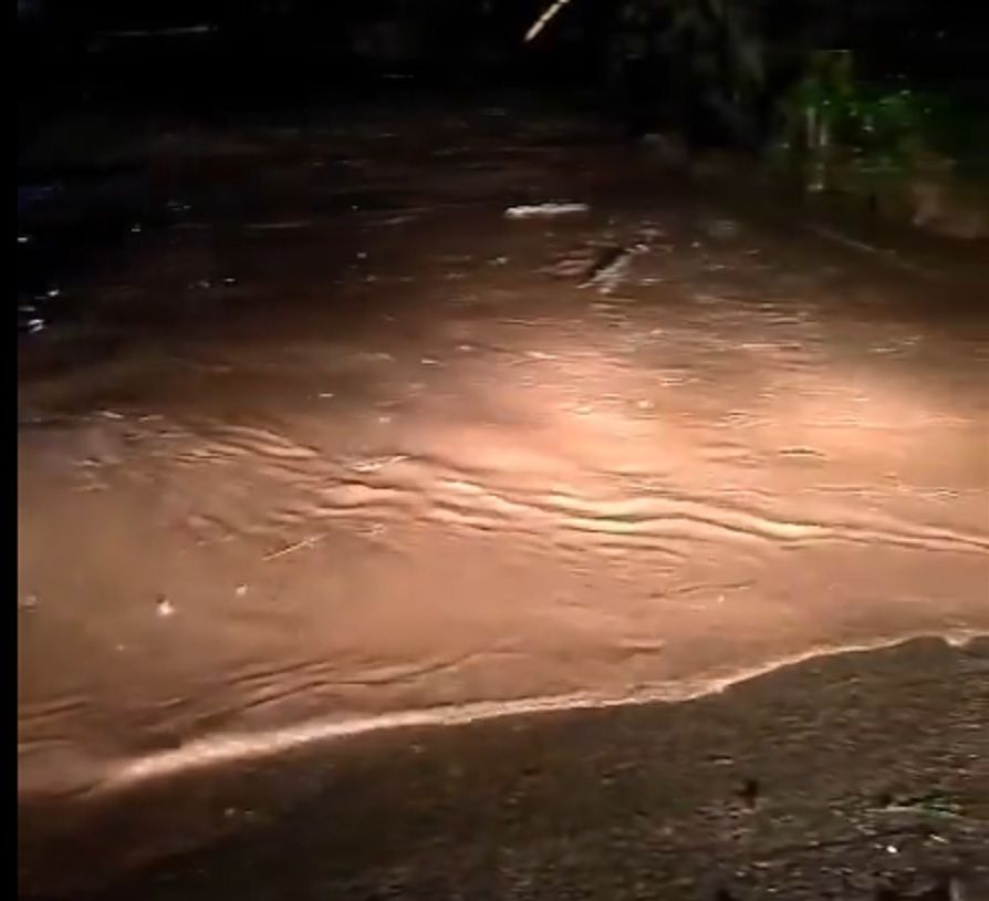 Emergencias en Santander por inundaciones, deslizamientos y crecientes en varios ríos por intensas lluvias