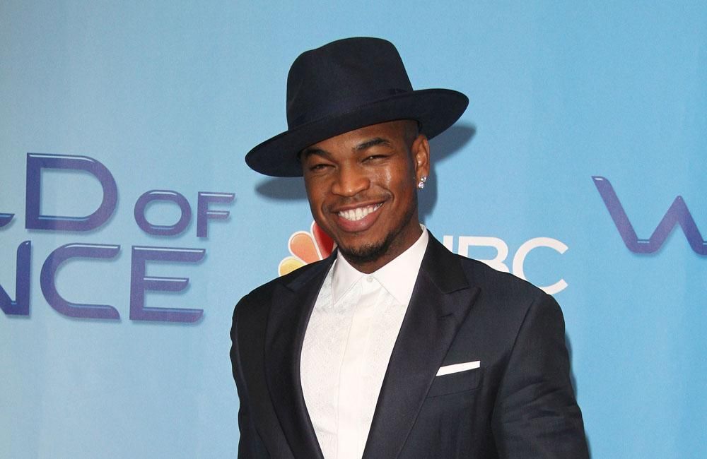 "Aquí estamos felices": Ne-Yo presume su relación con cuatro mujeres