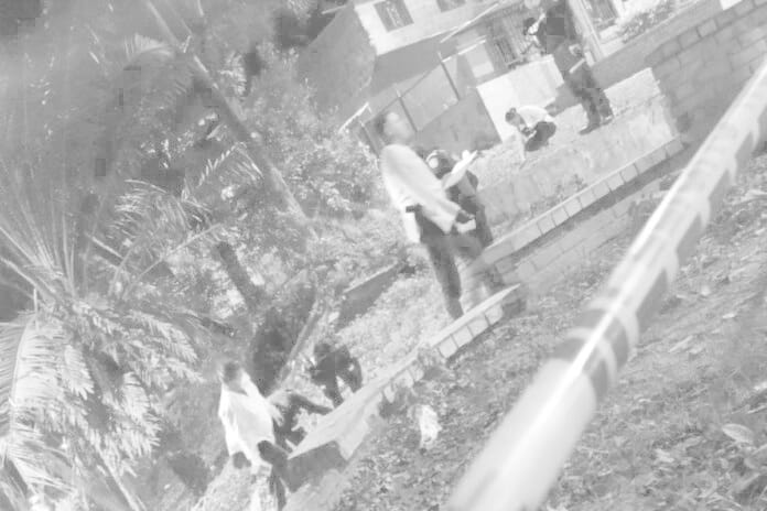 Vestidos como carniceros los sicarios acribillaron a su victima