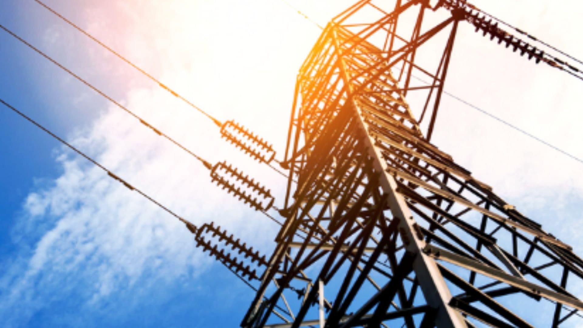 Anuncian detalles sobre tasa de seguridad incluida en recibos de luz en Santander