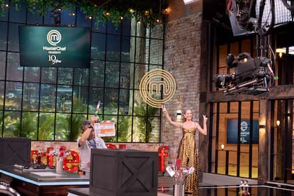 Claudia Bahamón tendría nuevo romance tras ruptura con Simón Brand