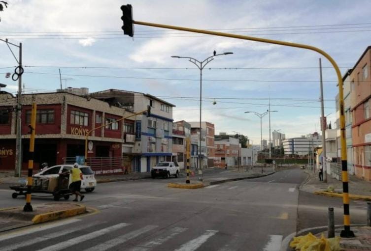 Alcalde de Bucaramanga denuncia cortes de cables energía para generar caos