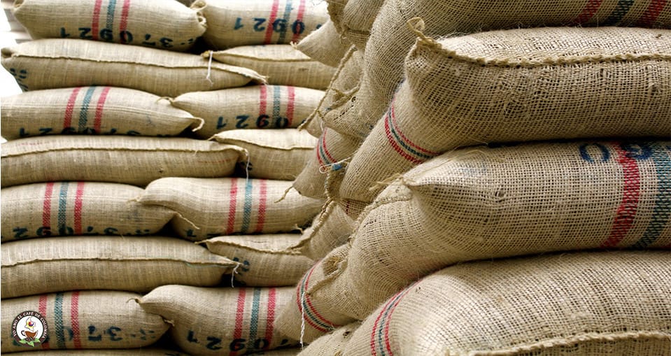 Internos de la cárcel de San Gil elaboran sacos de fique para exportación