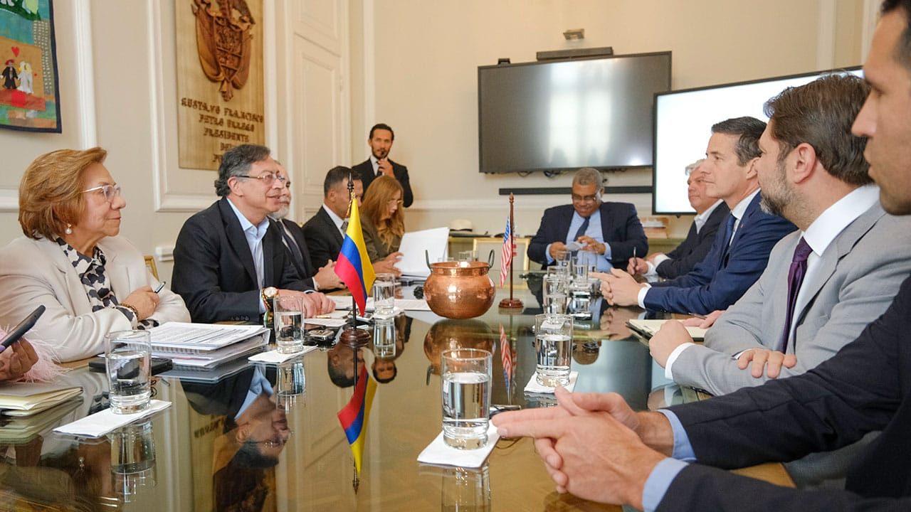 Avanza reunión Gustavo Petro y delegación de los Estados Unidos