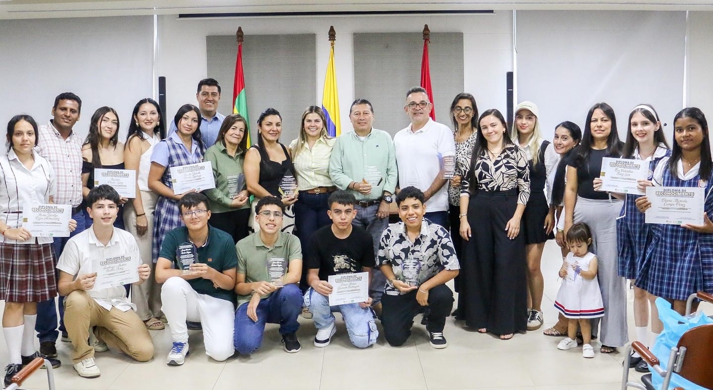 Ganadores del Concurso de Cuentos Jóvenes Narradores
