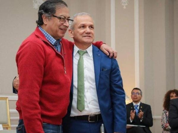 Petro afirma que no ayudó en la fuga de Carlos Ramón González. ¿Le creemos?