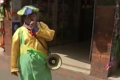 Las personas que ejercen el perifoneo comercial son sujetos de especial protección constitucional