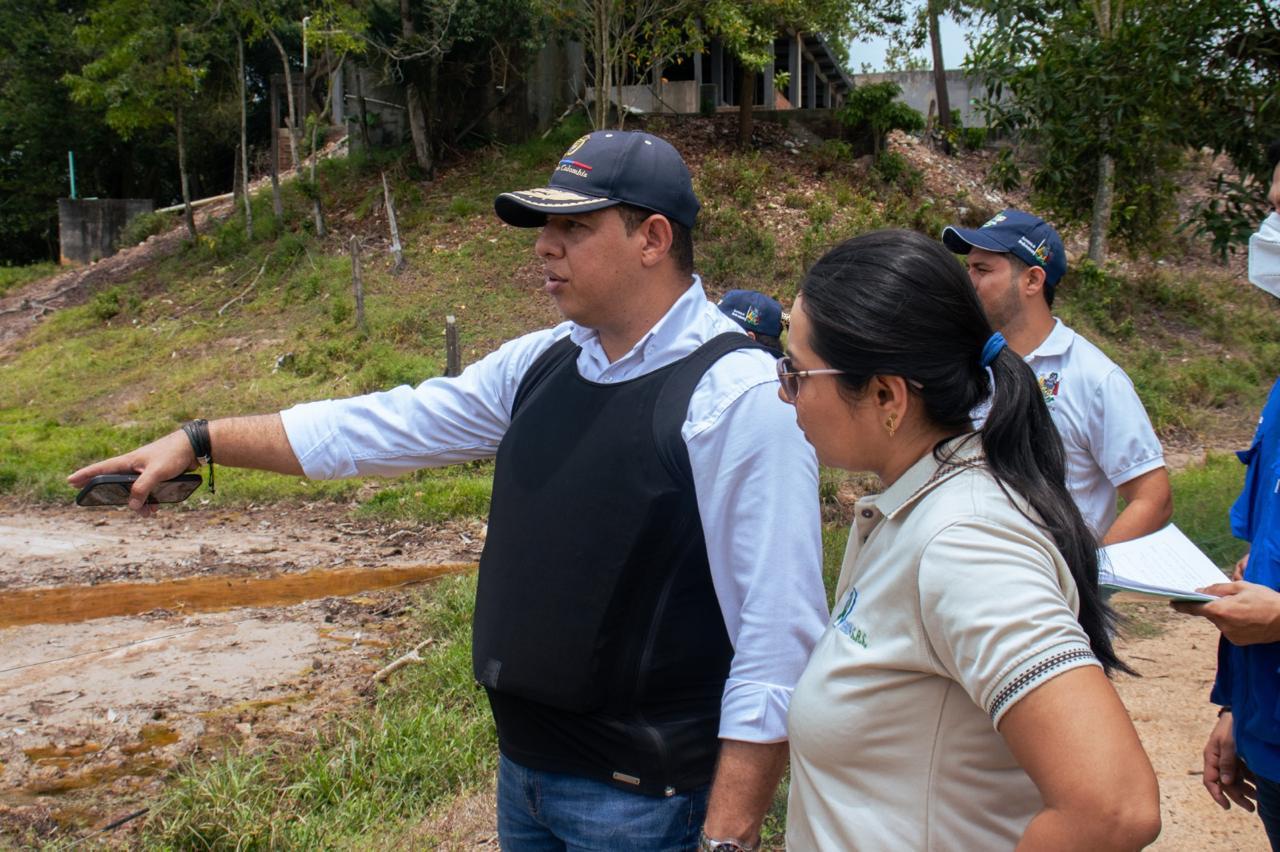 Cierran granja porcina por contaminar la ciénaga de San Silvestre en Barrancabermeja