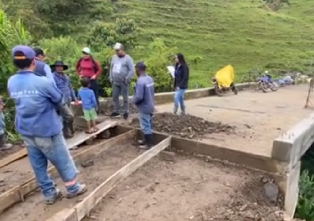Gobernador de Santander revisó obras y avances concretos en Sucre, La Belleza, Hato y Guaca