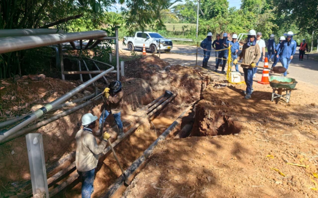 Avanza recuperación de vía principal en El Llanito, Barrancabermeja
